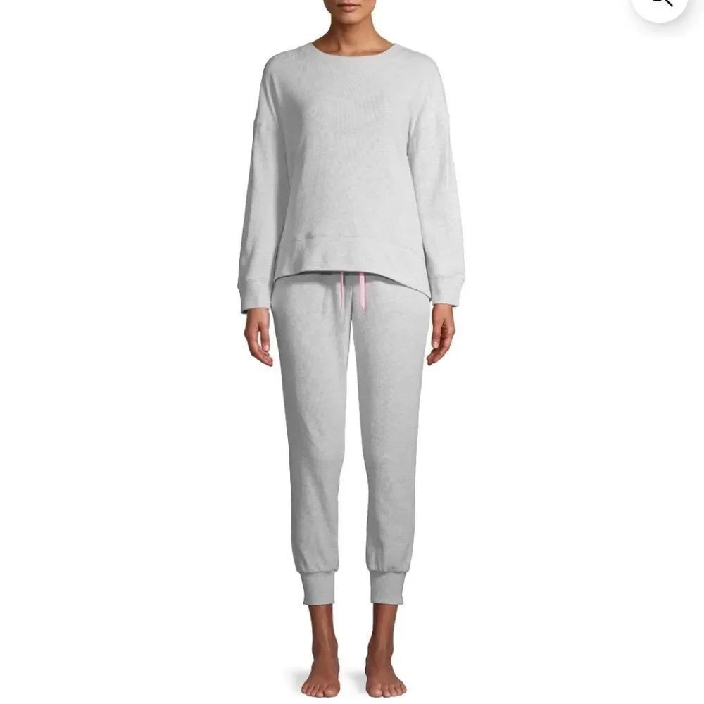 Secret Treasures Women's Small Grey Top & Pant Beach Fleece Set - New